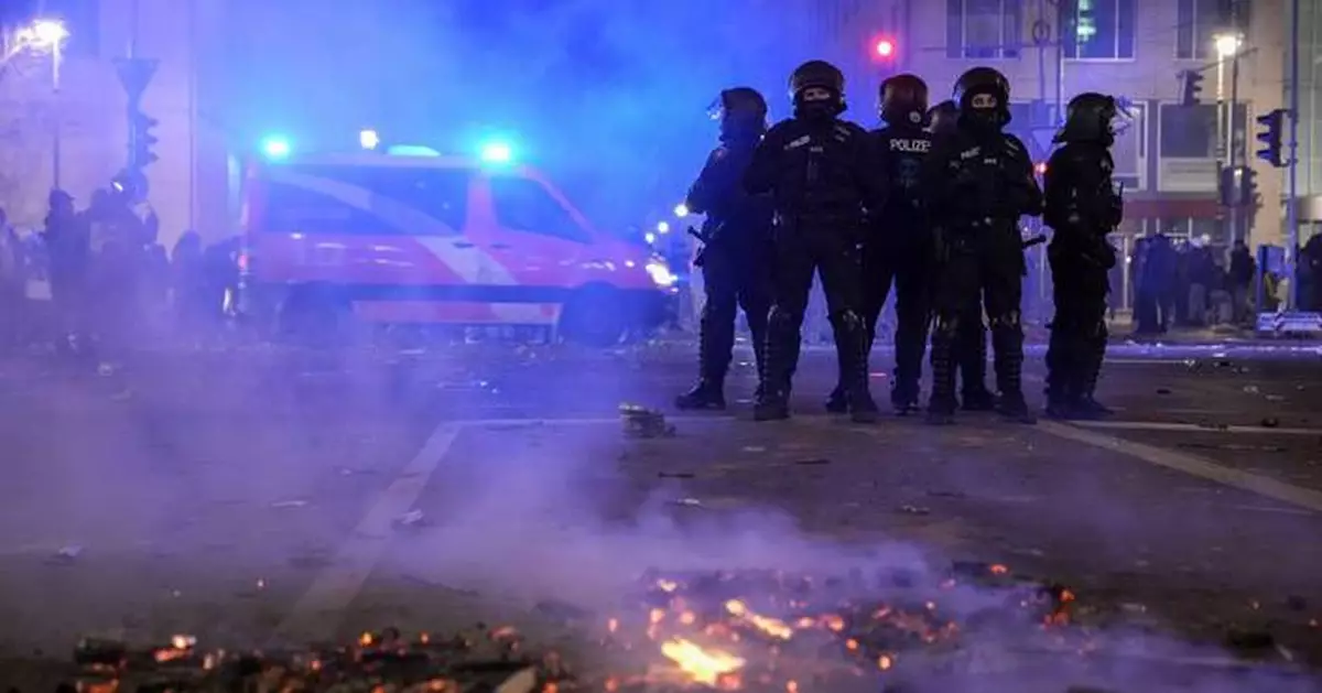 German government condemns New Year's Eve violence after hundreds of arrests