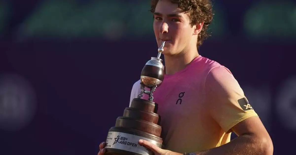 Brazilian teenager João Fonseca wins his first tour-level tennis title