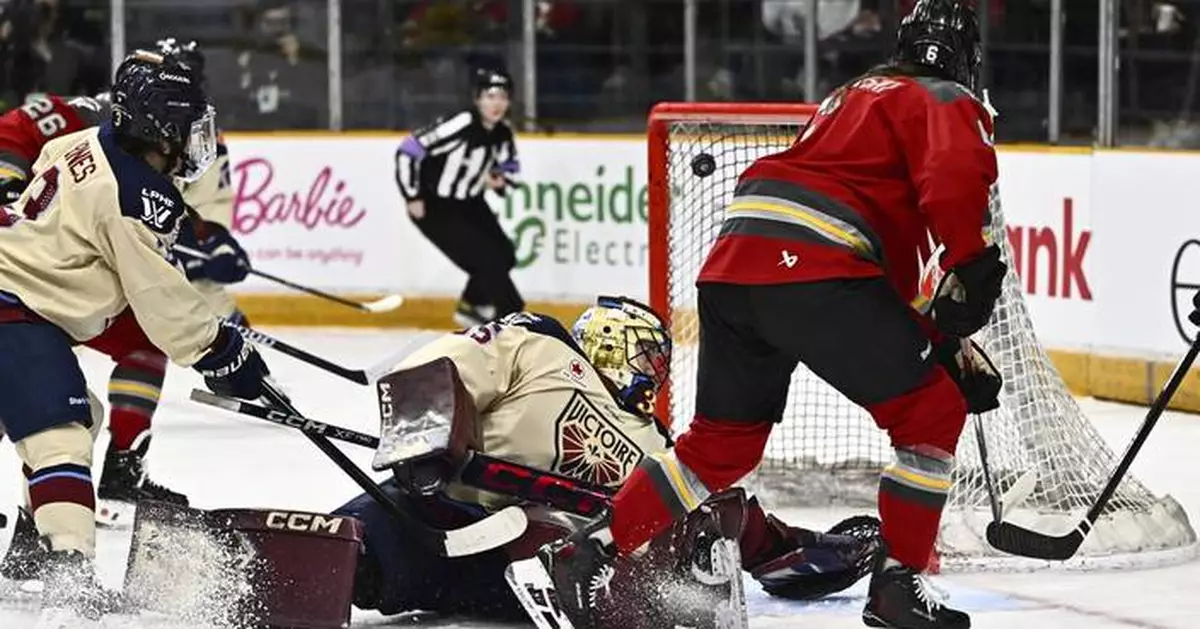 Emily Clark contributes 3 points as Ottawa Charge top Montreal Victoire 3-1