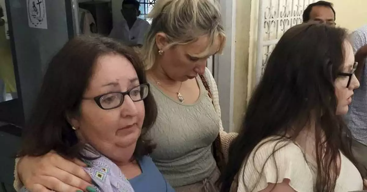 An Indian court finds a 31-year-old man guilty of the rape and murder of an Irish backpacker