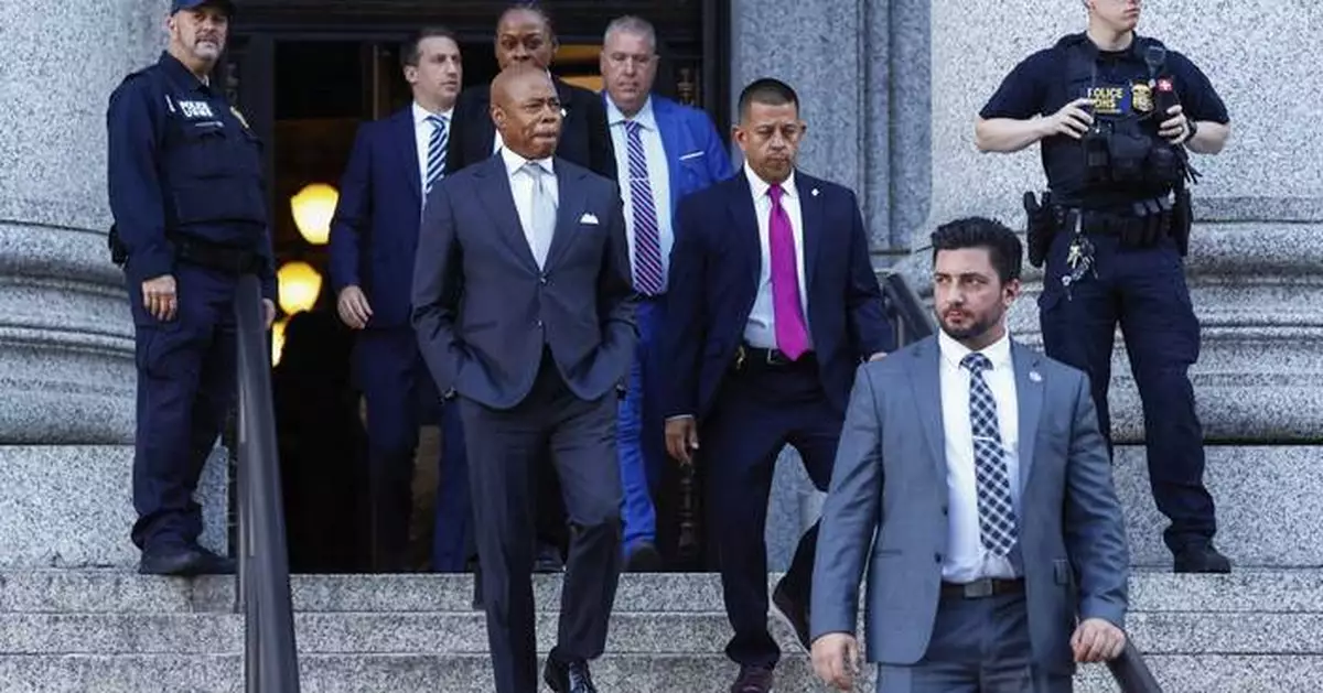 New York mayor vows to regain public's trust after Justice Department orders halt to prosecution