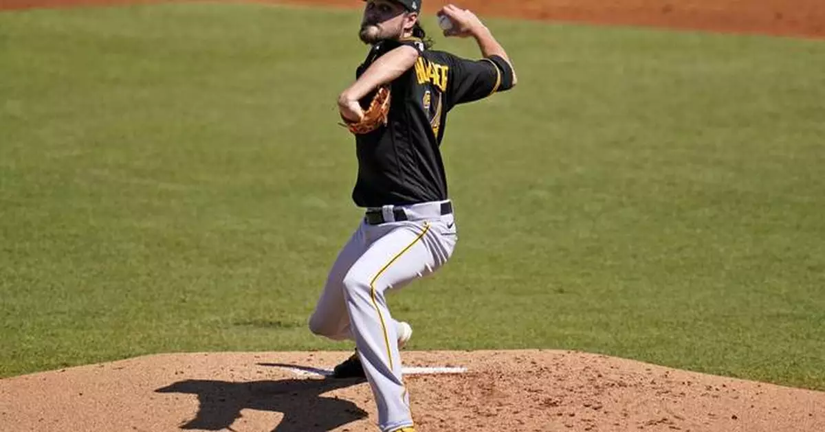 Yankees pitcher JT Brubaker tweaks side when trying to avoid comebacker that hit him in the back