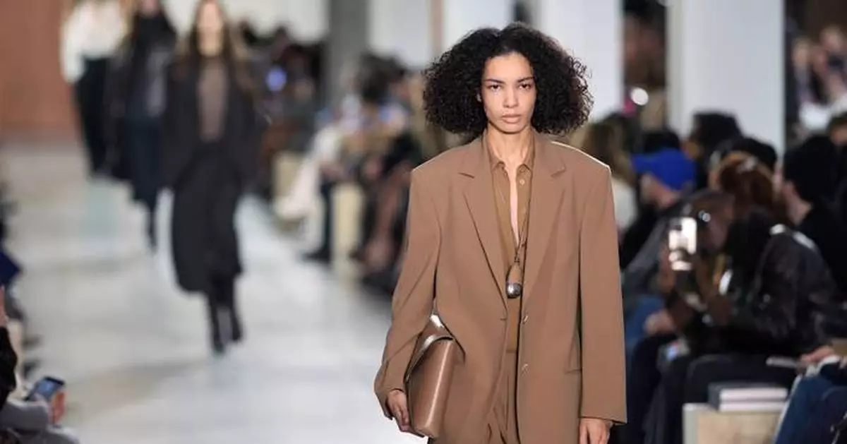 Michael Kors takes it easy with new collection at New York Fashion Week