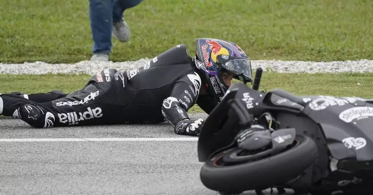 MotoGP champion Jorge Martín fractures hand and foot in a crash while testing with new team