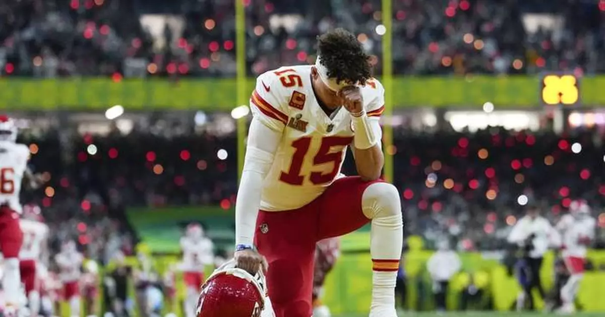 PHOTO COLLECTION: NFL Super Bowl 59 Football Moments