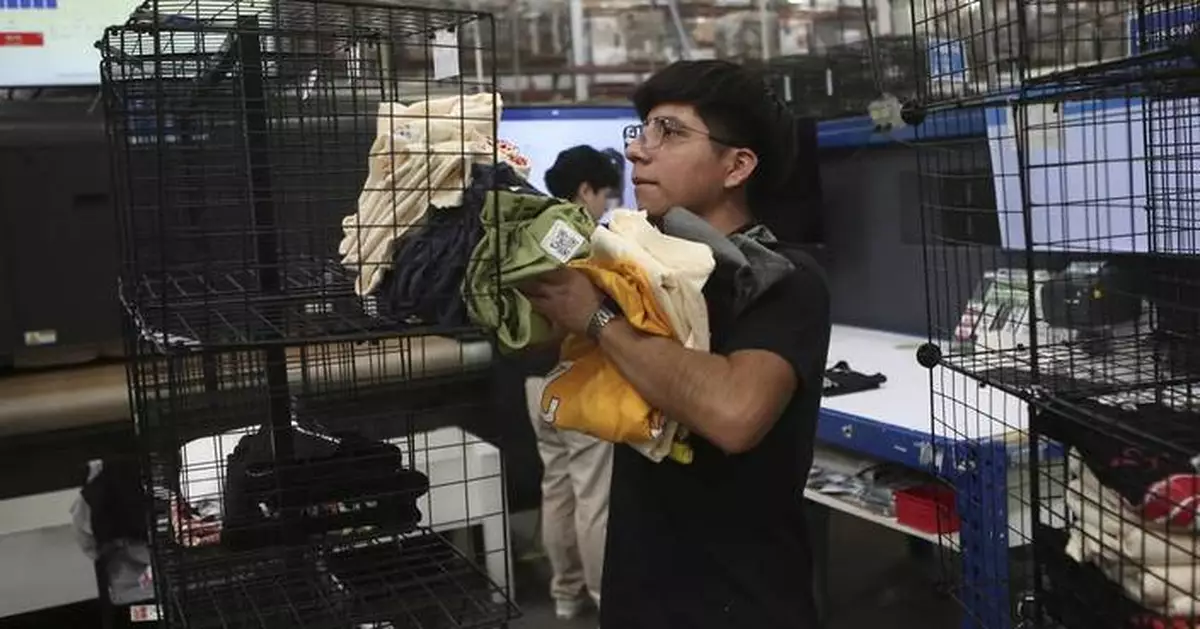 Mexican border cities are in limbo as tariff threats spark fears of a recession