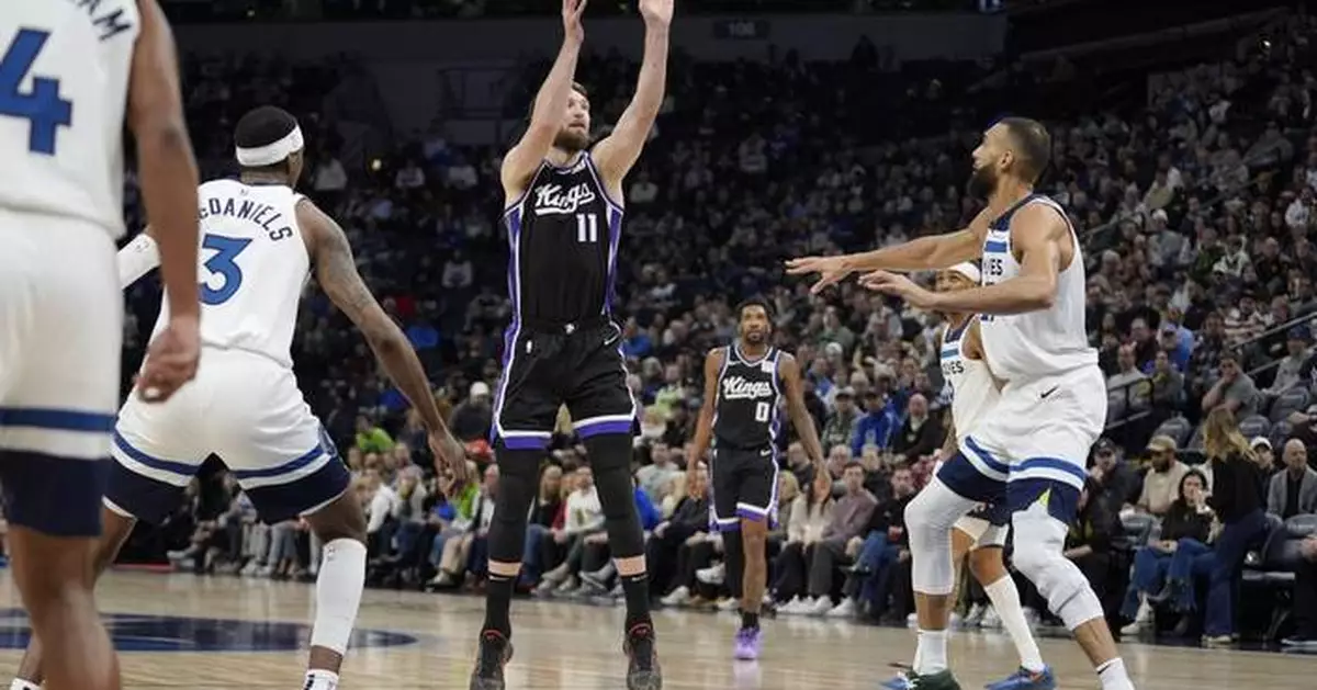 After dealing Fox, Kings eke out 116-114 road win over Timberwolves