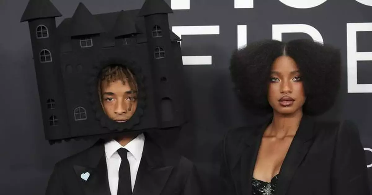 PHOTO COLLECTION: 67th Annual Grammy Awards Arrivals