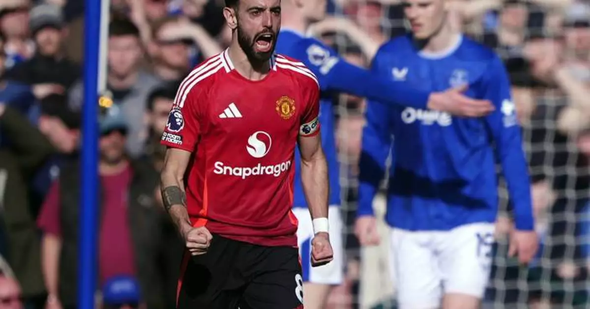 10-man Arsenal loses to West Ham to hit Premier League title bid and leave Arteta 'very, very angry'