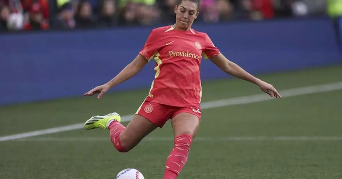 Weaver out for the Thorns' season with a right knee injury