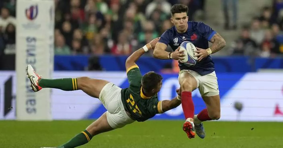 Flyhalf Jalibert returns for France against England after walking out on squad in November