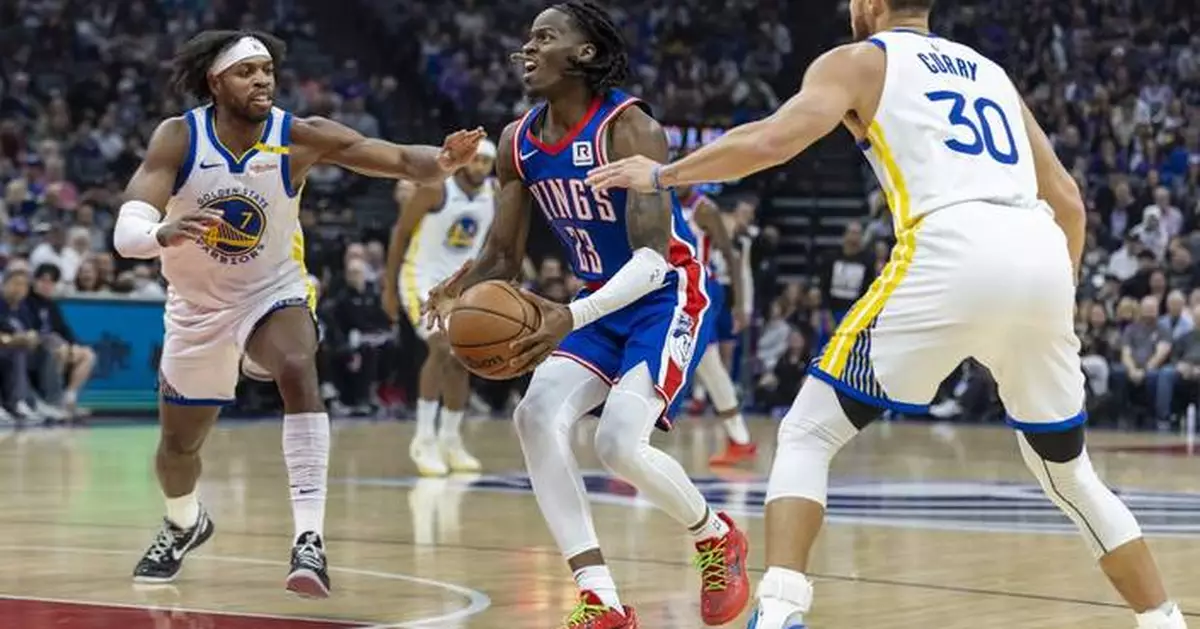 Hield, Moody lead Warriors with 22 points each in 132-106 blowout over Kings