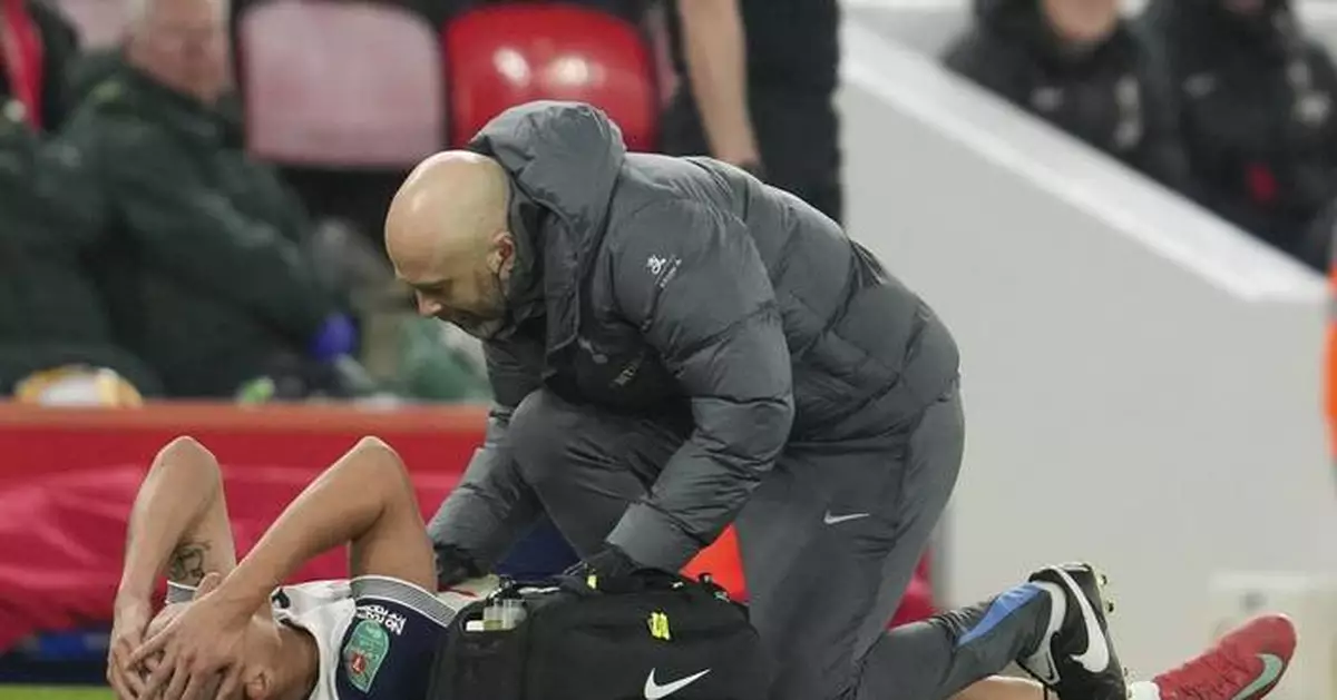 Brazil forward Richarlison sustains suspected calf injury