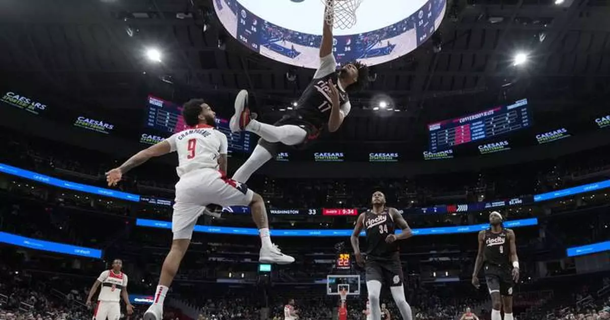 Shaedon Sharpe makes a case for the best dunk in the NBA this season