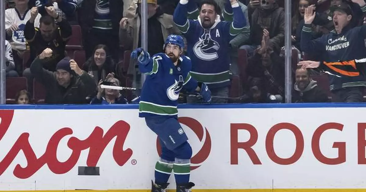 Brock Boeser breaks 3rd-period tie in the Canucks' 2-1 victory over the Maple Leafs