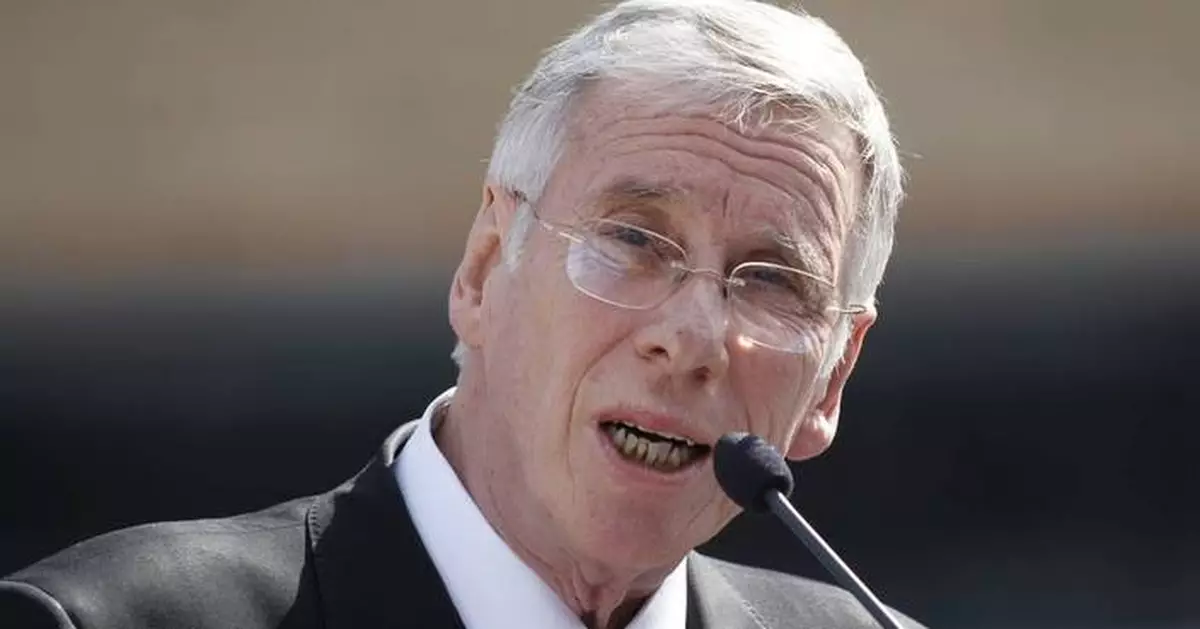 Longtime Pittsburgh Penguins announcer Mike Lange, known for his distinctive style, dies at 76