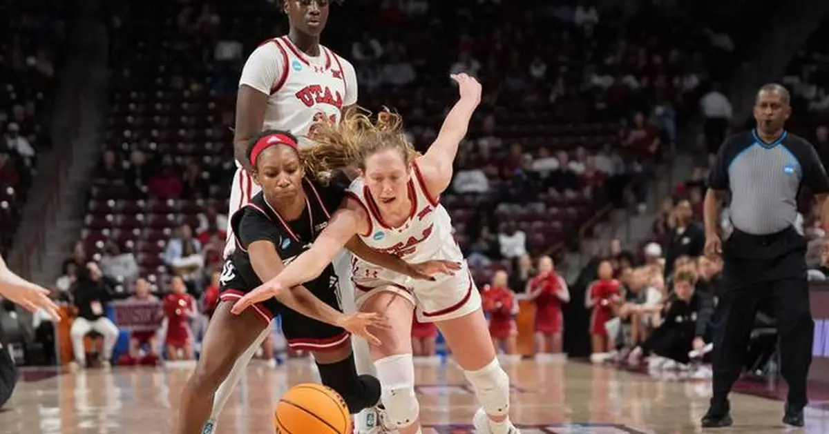 Garzon scores 17, Ciezki adds 16 to lead No. 9 seed Indiana to opening NCAA win over No. 8 seed Utah