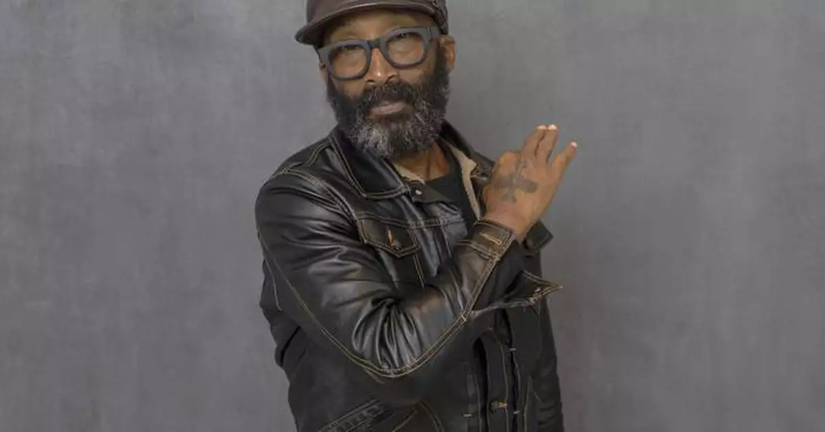 D'Wayne Wiggins, founding member of the R&amp;B group Tony! Toni! Tone!, has died at 64