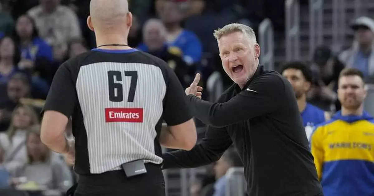 Warriors coach Steve Kerr said officials need to call traveling 'for the good of the game'