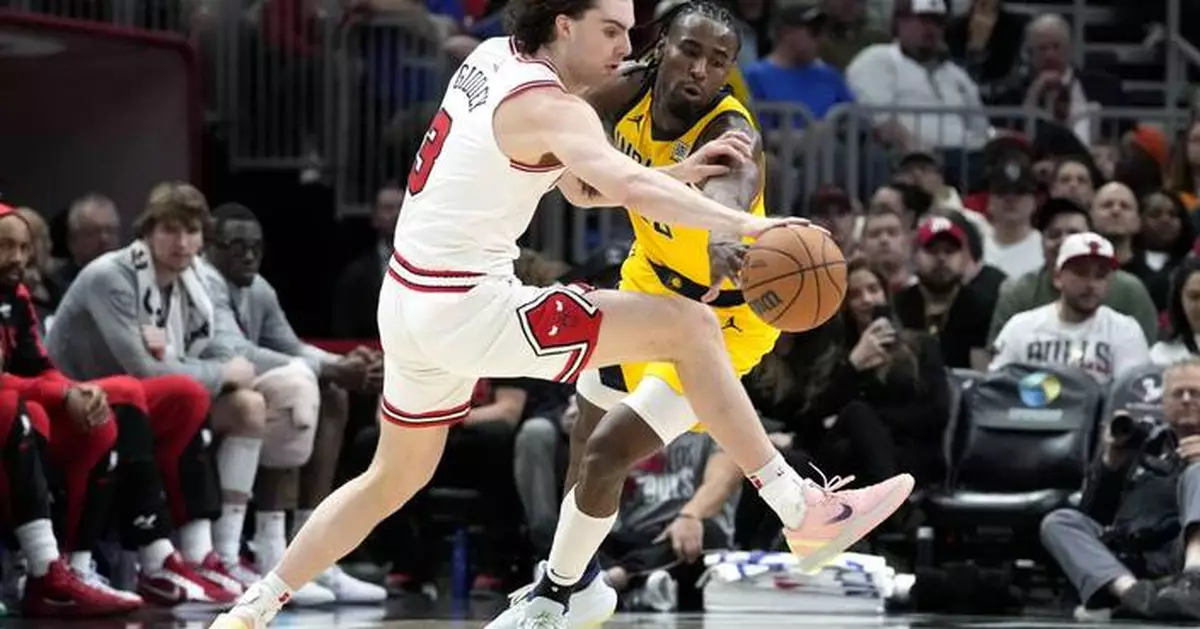 Josh Giddey to travel with Bulls on 6-game trip, though it's not clear when he'll return from injury