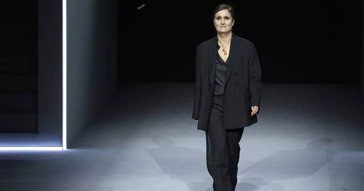 At Dior, Maria Grazia Chiuri riffs on ruffs, history and gender-bending elegance