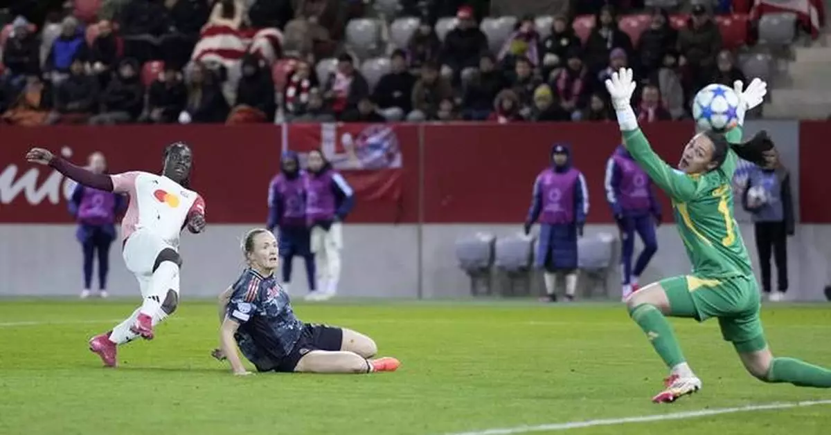 Bayern Munich goalkeeper Grohs makes her first start since treatment for tumor
