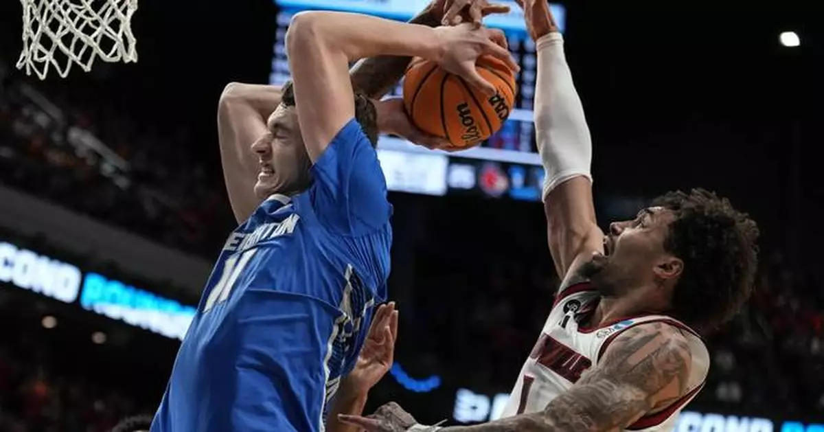 Auburn's Johni Broome, Creighton's Ryan Kalkbrenner centers of attention in March Madness matchup