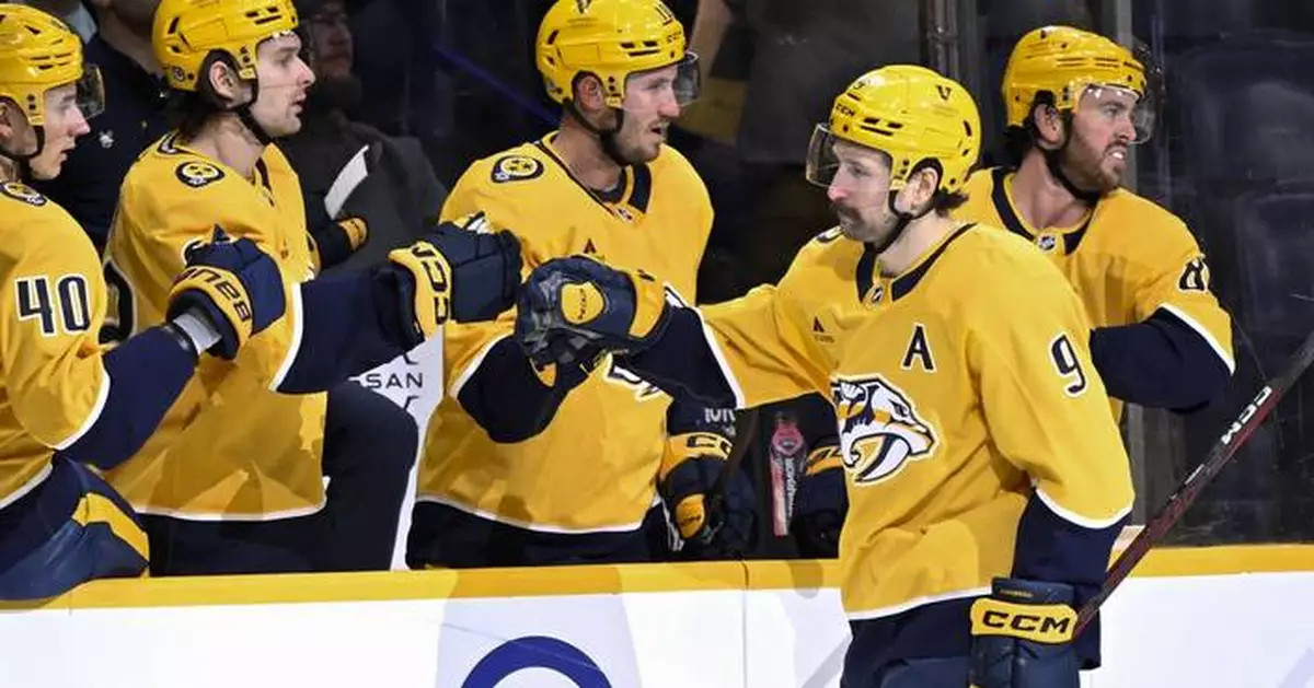 Filip Forsberg scores twice to help the Predators beat the Kraken 5-3