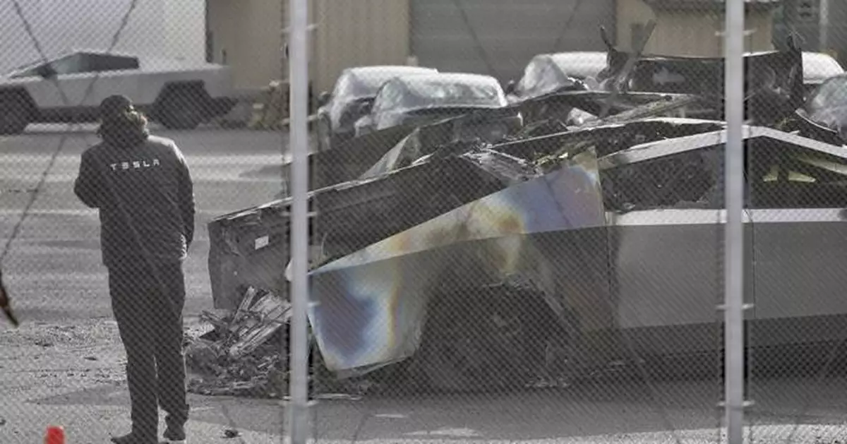Fire that damaged four Tesla Cybertrucks in Seattle under investigation