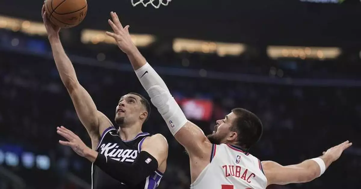 Leonard's hook shot at buzzer in OT gives Clippers 111-110 win over Kings