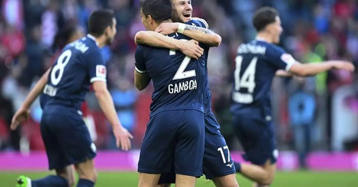 Bayern and Leverkusen lose in Bundesliga before their Champions League clash