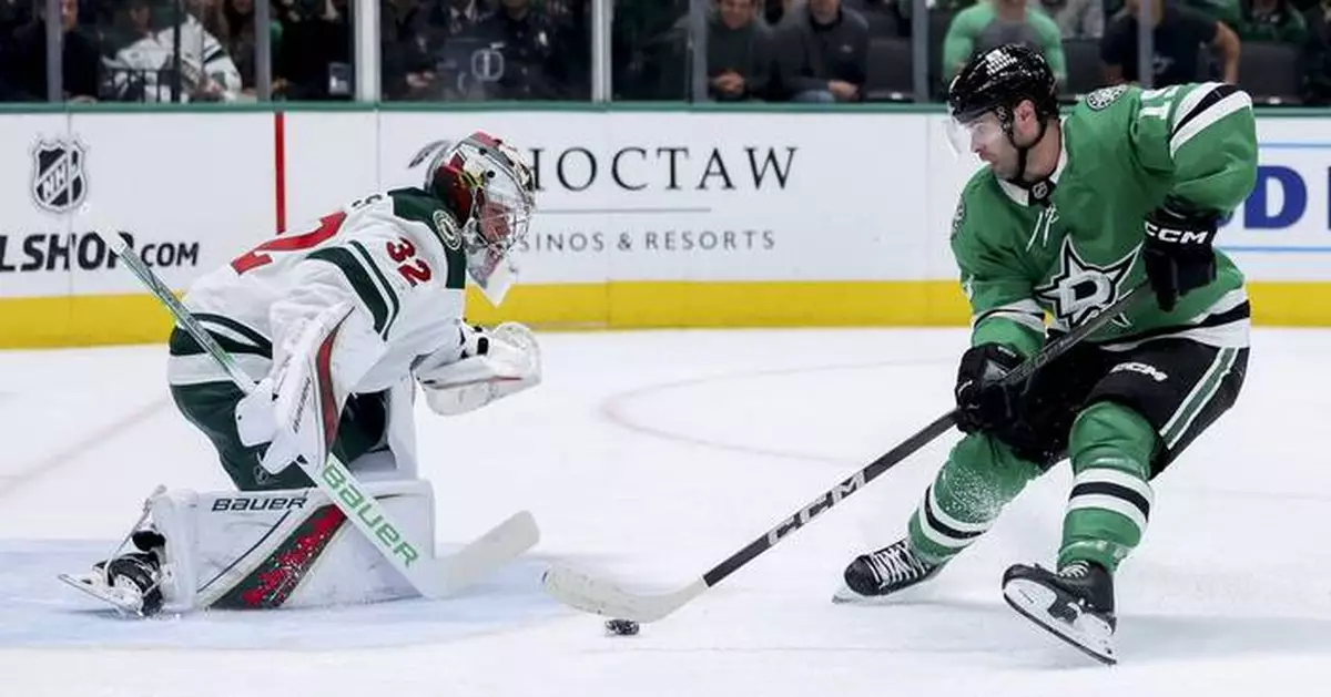 Stars score twice in a minute to beat Wild