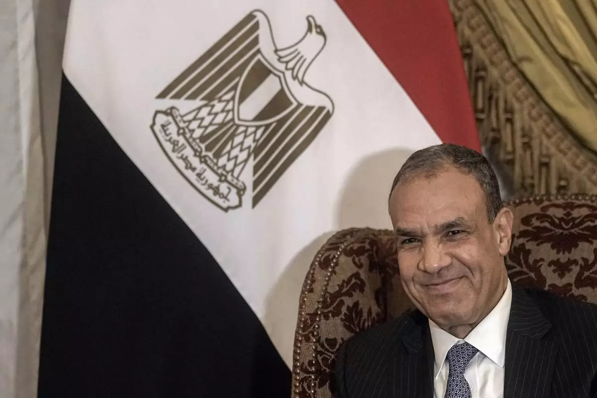 Egyptian Foreign Minister Badr Abdelatty, right, meets with his Tunisian counterpart Mohamed Ali Nafti ahead of the Arab Summit at Tahrir Palace in Cairo, Egypt, Monday, March 3, 2025. (AP Photo/Amr Nabil)