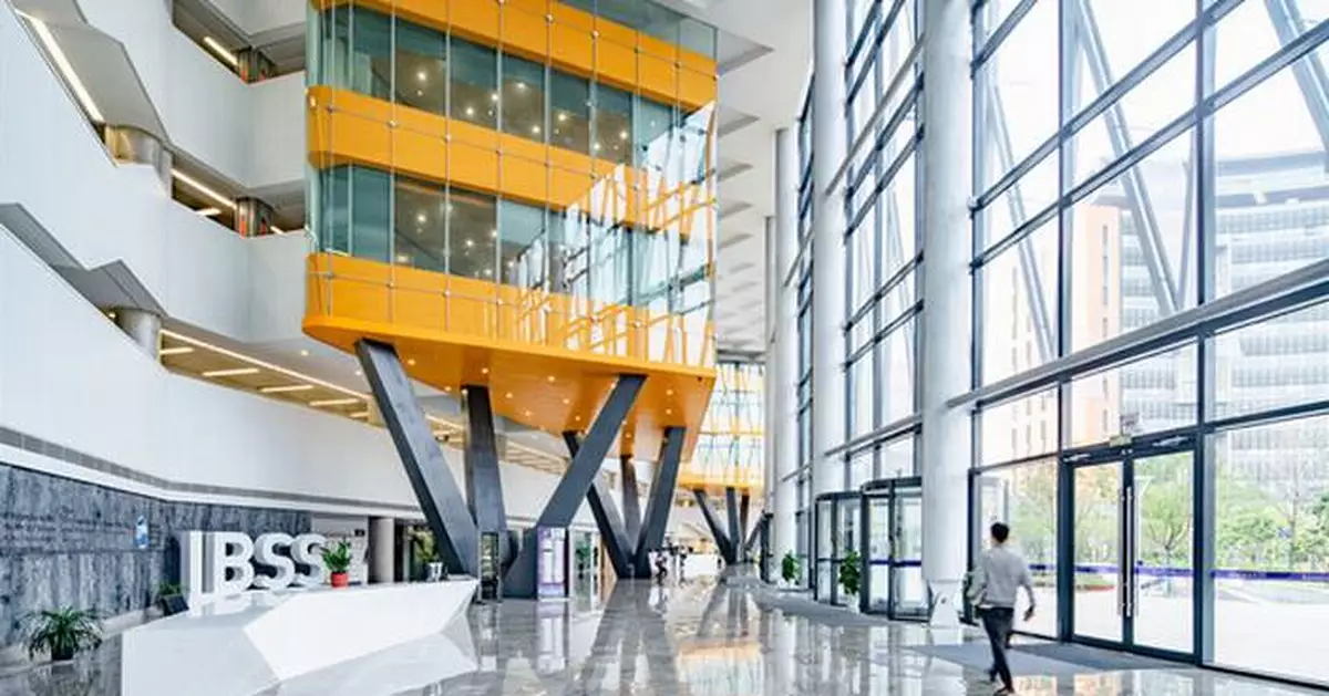 XJTLU-ISCA partnership opens accelerated pathway to accountancy careers in Singapore