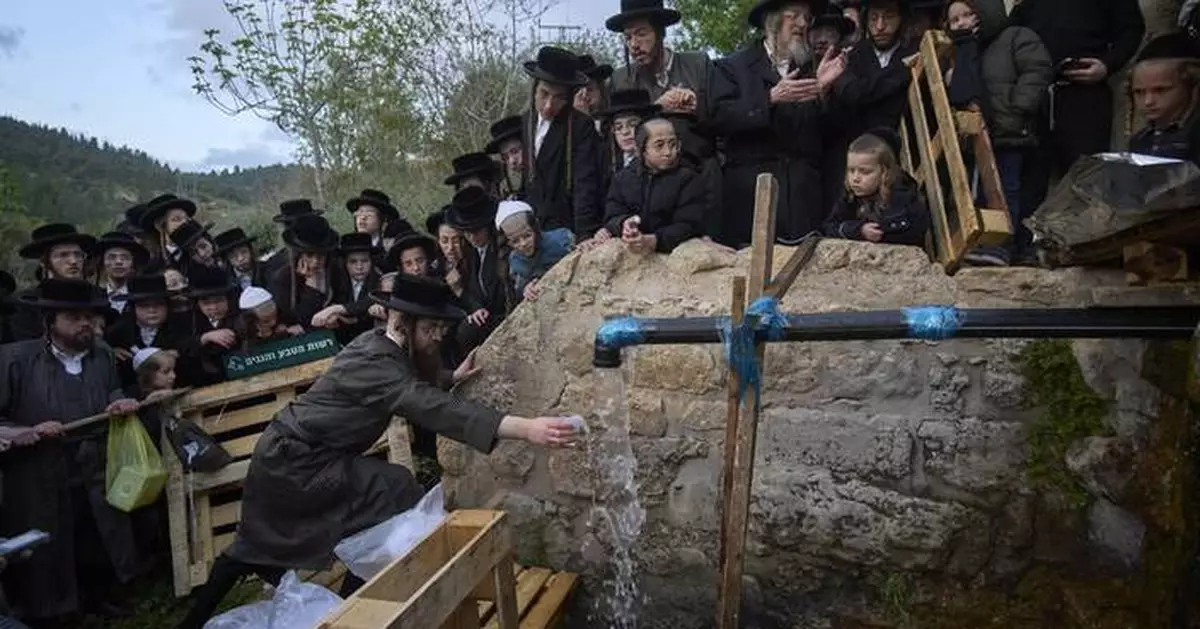 PHOTO COLLECTION: Passover Preparations