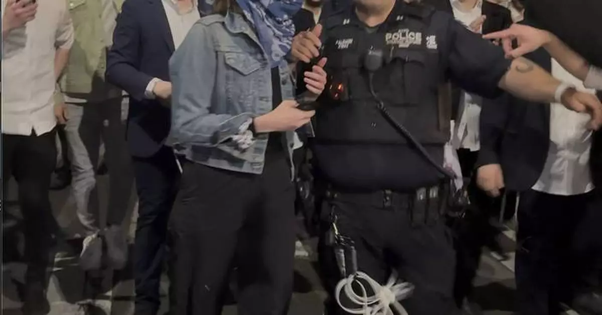 Mob chased Brooklyn woman after mistaking her for protester at speech by Israeli security minister