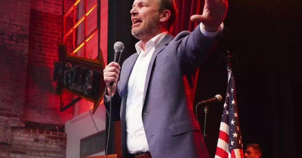 Sen. Chris Murphy's 'emergency' message about Trump is connecting with Democratic voters