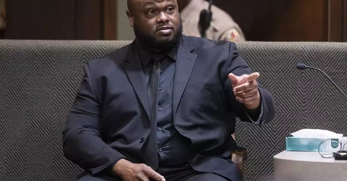 Investigator: Ex-Memphis officer took photo of Tyre Nichols after fatal beating, shared it 11 times