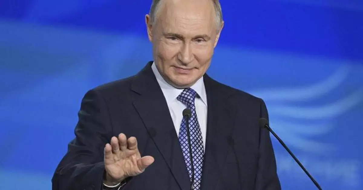 Russian attacks during Easter ceasefire declared by Putin killed 3 in Ukraine's Kherson region