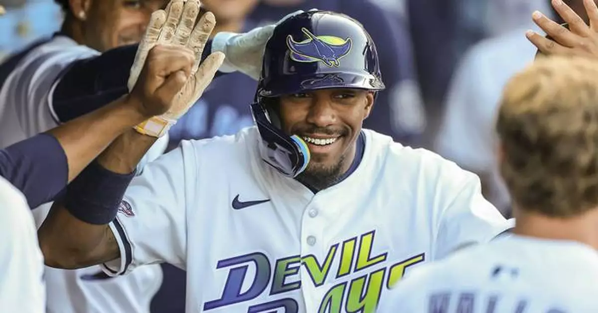 Williams blows 4-run lead in 9th, Rays beat Yankees 10-8 on Aranda's 2-run homer in 10th