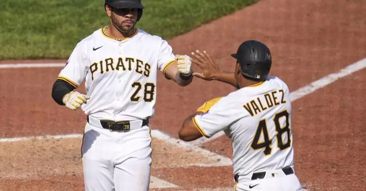 Guardians win, but closer Emmanuel Clase falters again, blowing a 3-run lead in the 9th