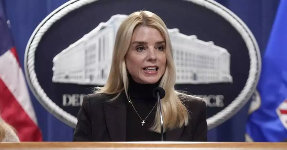 Justice Department sharply criticizes judge who blocked enforcement of an order targeting a law firm