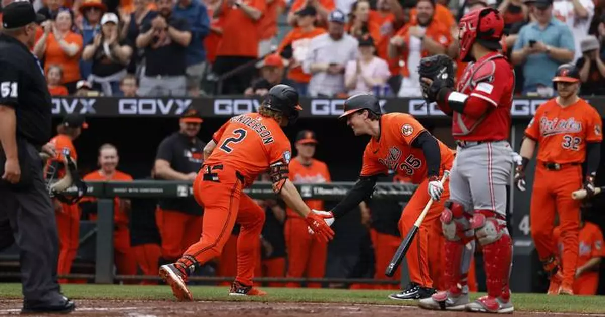 Laureano hits 2 of the Orioles' 5 homers in their 9-5 victory over Cincinnati