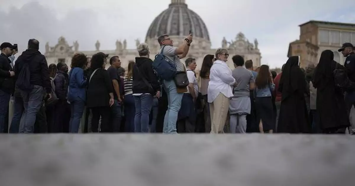 PHOTO COLLECTION: Vatican Pope Francis Lying in State