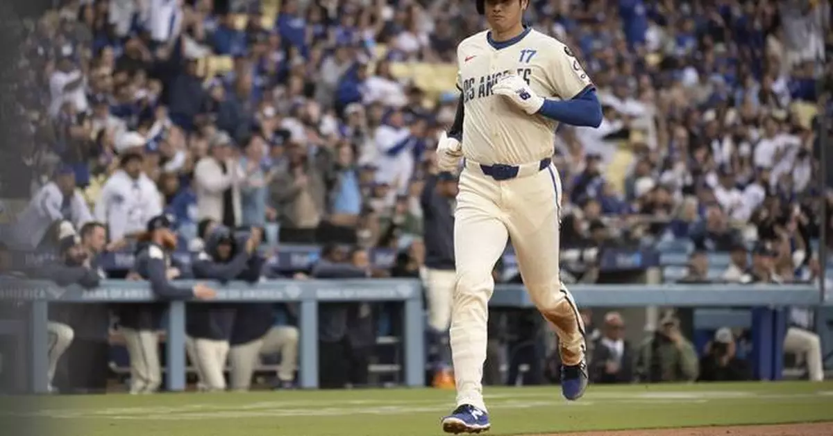 Teoscar Hernández hits tiebreaking homer in 8th inning and Dodgers beat Pirates 8-4