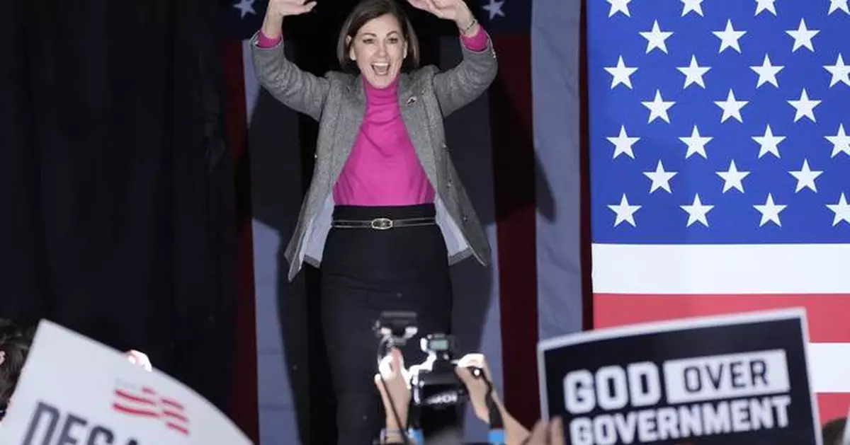Surprise open governor's seat in Iowa signals competitive GOP primary, glimmer of hope for Democrats