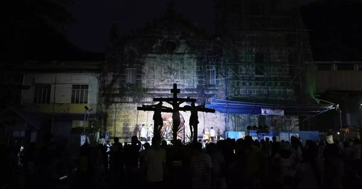 AP PHOTOS: Devout in the Philippines mark Holy Week with flagellations, processions and passion play