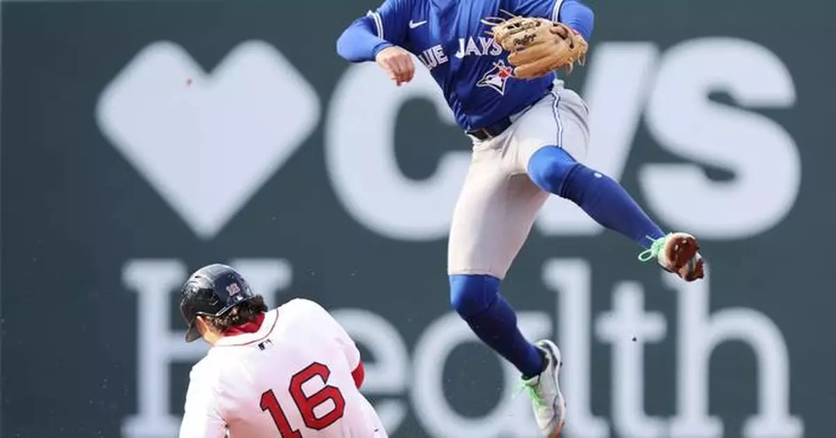 Red Sox take advantage of Toronto miscues, rally to win 4-3 in 10th and avoid 4-game sweep