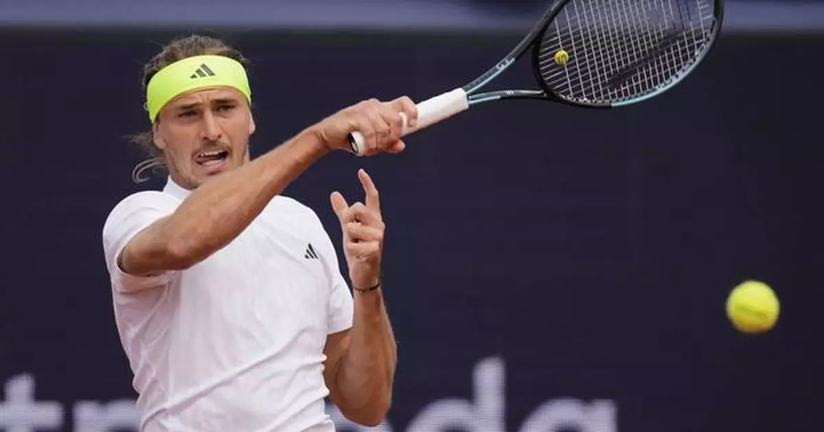 Alexander Zverev downs Ben Shelton to win third Munich title