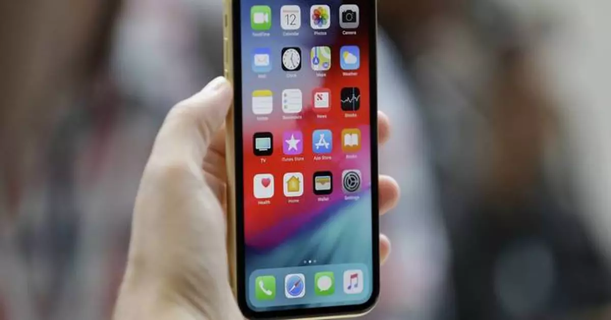 One Tech Tip: Thinking of buying a secondhand phone? Some tips on what to look for